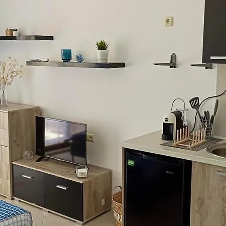 Life Apartment